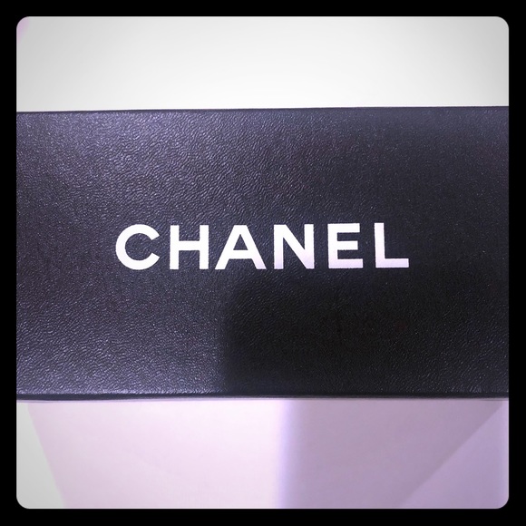 CHANEL sunglasses box - Picture 1 of 2